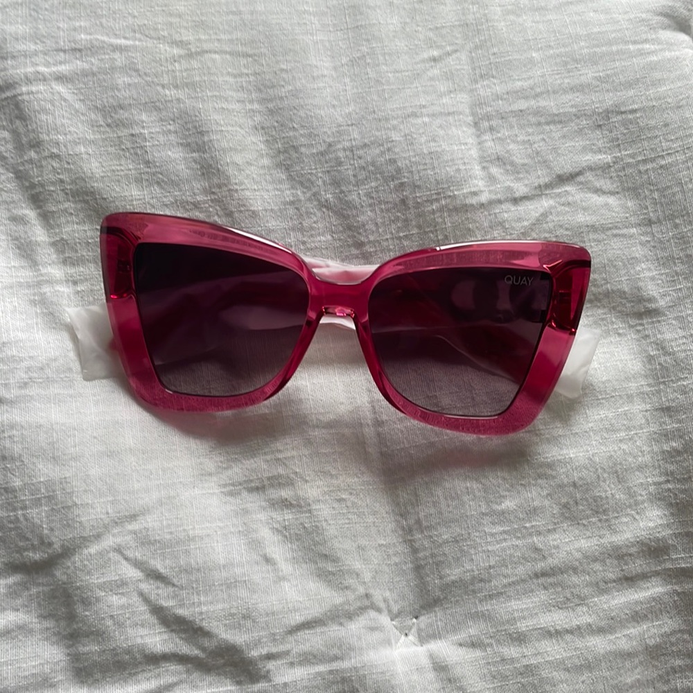NWT QUAY Chain Reaction Sunglasses